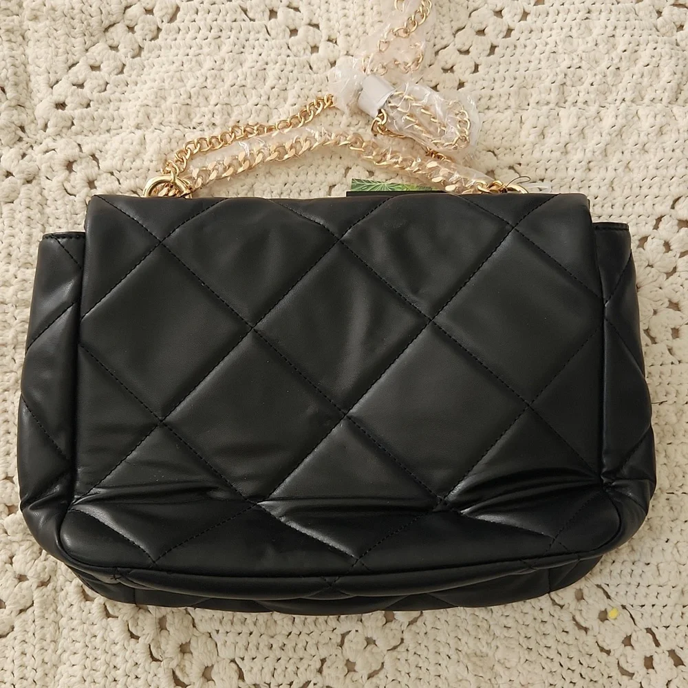 Badgley Mischka Black Quilted Crossbody with Gold Chain - Picture 9 of 9